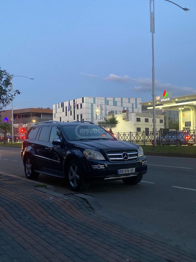 Mercedes-Benz GL 320