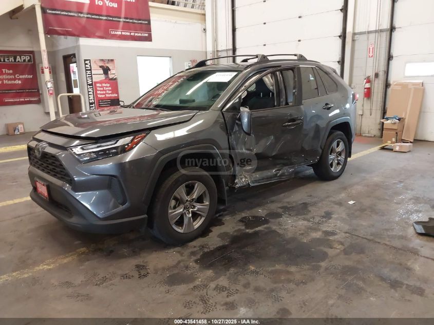 Toyota RAV4 2024 — photo 2