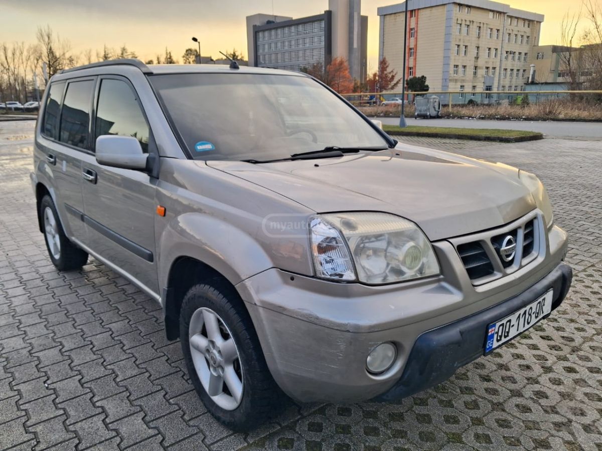 Nissan X-Trail 2002 — photo 2
