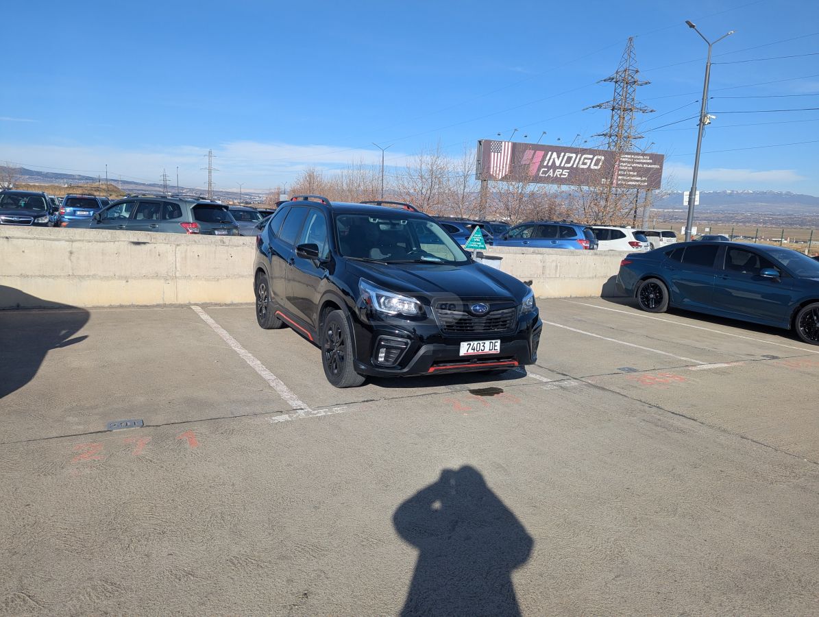 Subaru Forester 2019 — photo 2