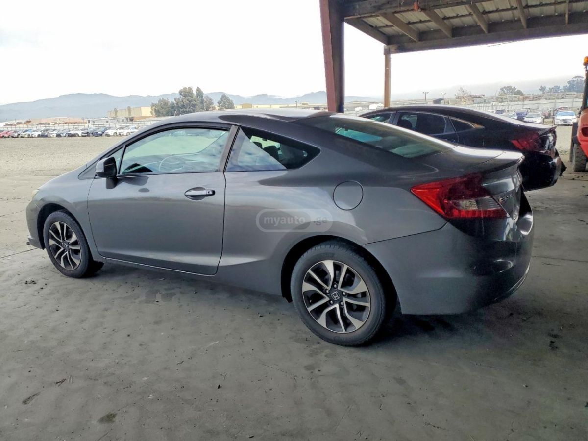 Honda Civic 2013 — photo 2