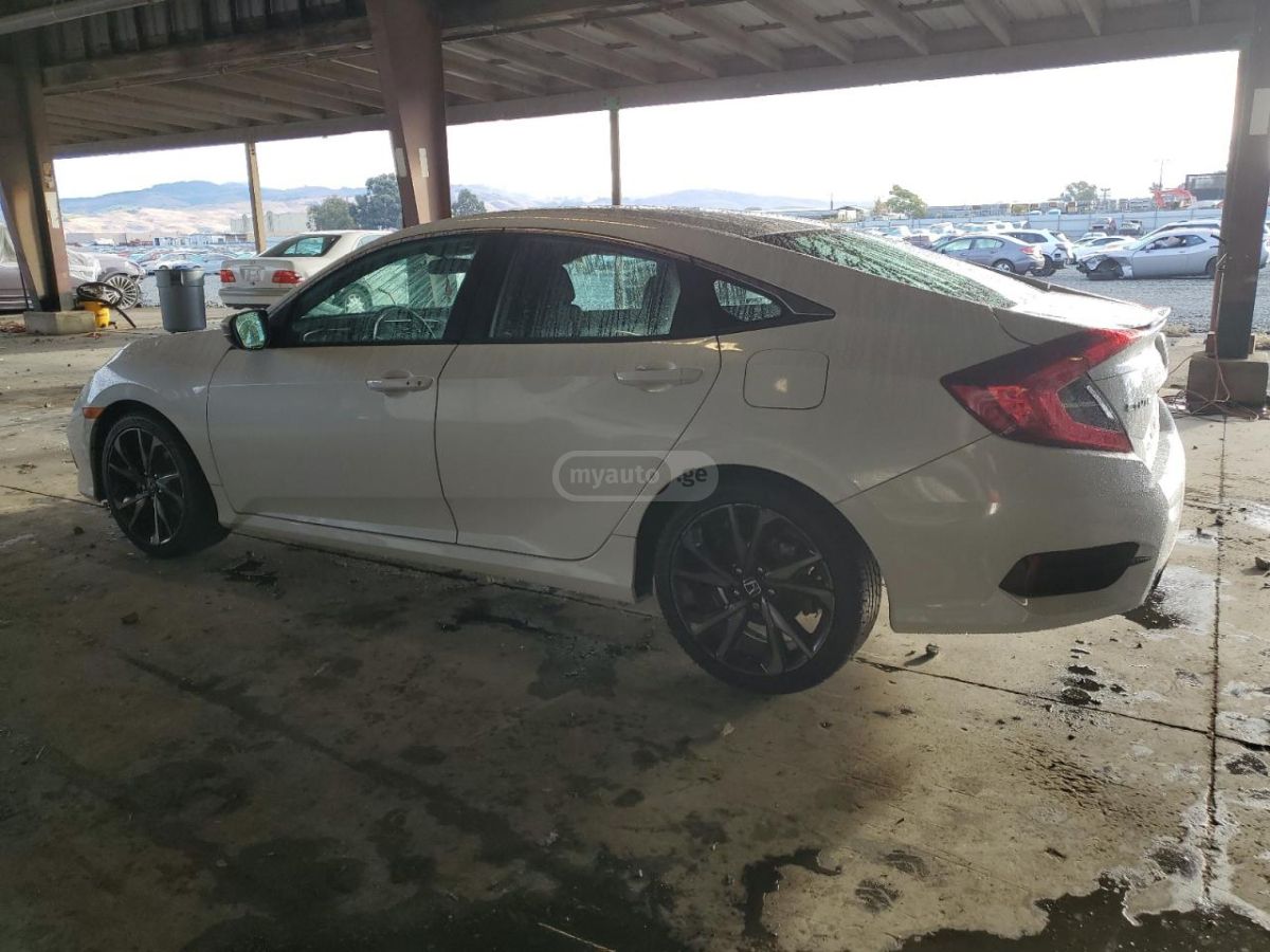Honda Civic 2020 — photo 2