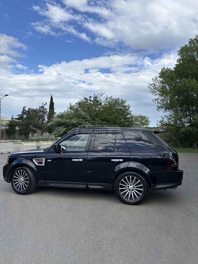 Land Rover Range Rover Sport 2011 — photo 2
