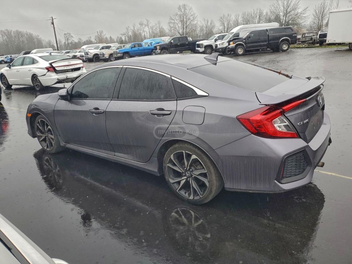 Honda Civic 2019 — photo 2