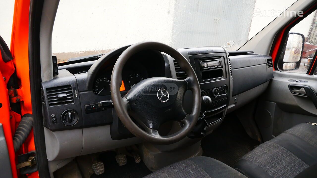 Mercedes-Benz Sprinter 2016 — photo 2