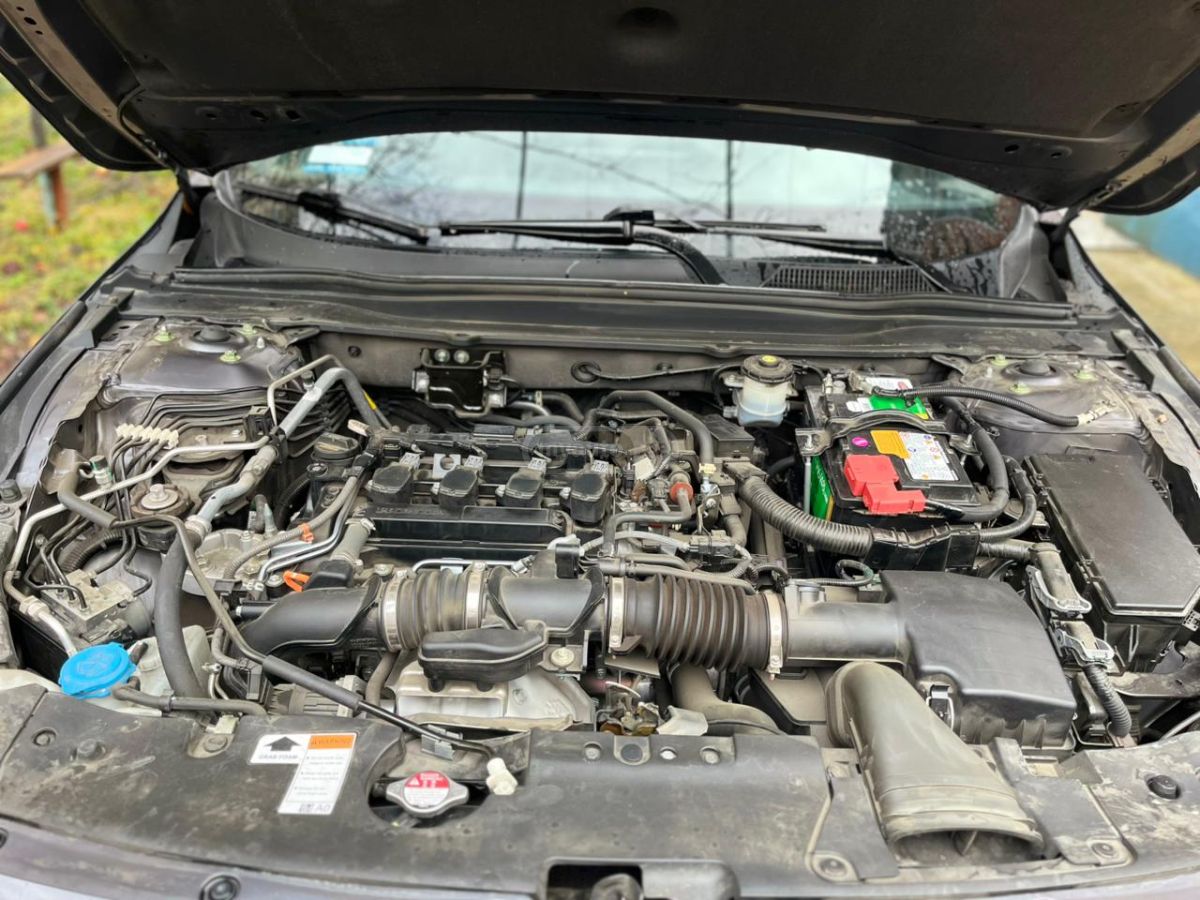Honda Accord 2021 — photo 2