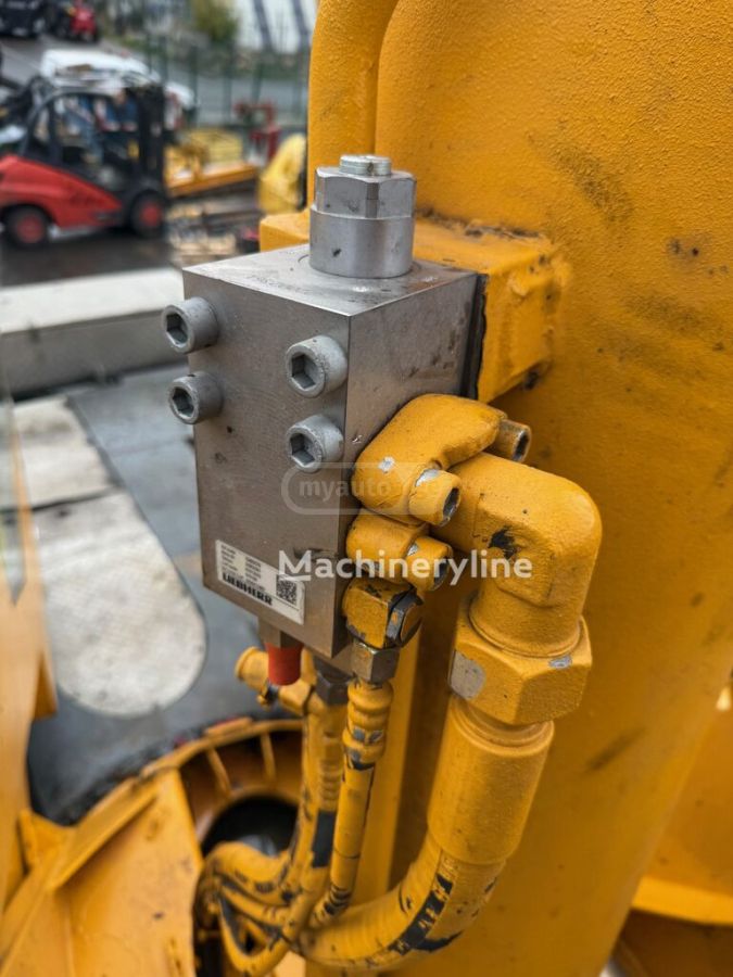 Liebherr 11614 2009 — photo 2