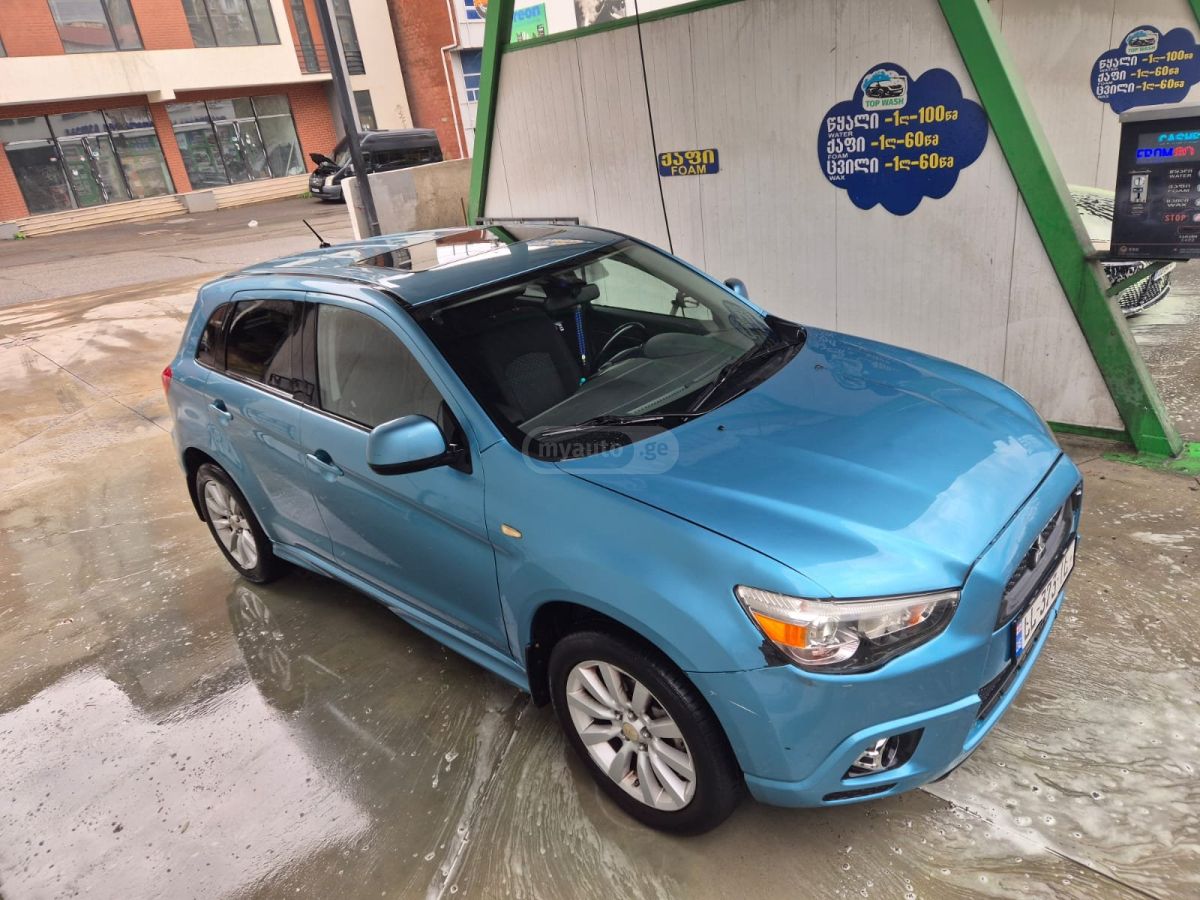Mitsubishi Outlander Sport 2011 — photo 2