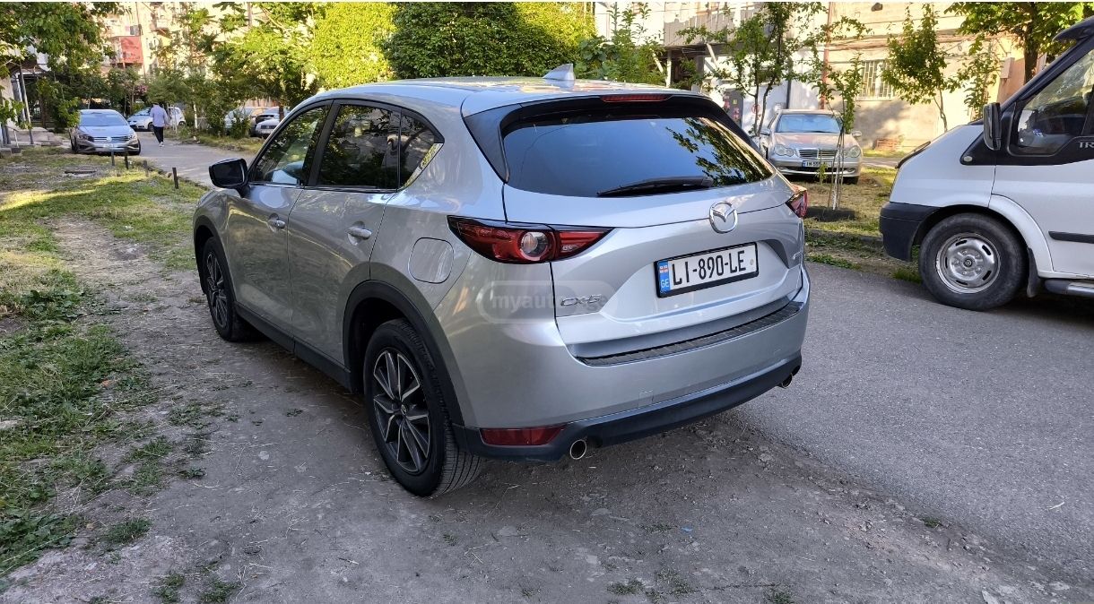 Mazda CX-5 2018 — photo 2