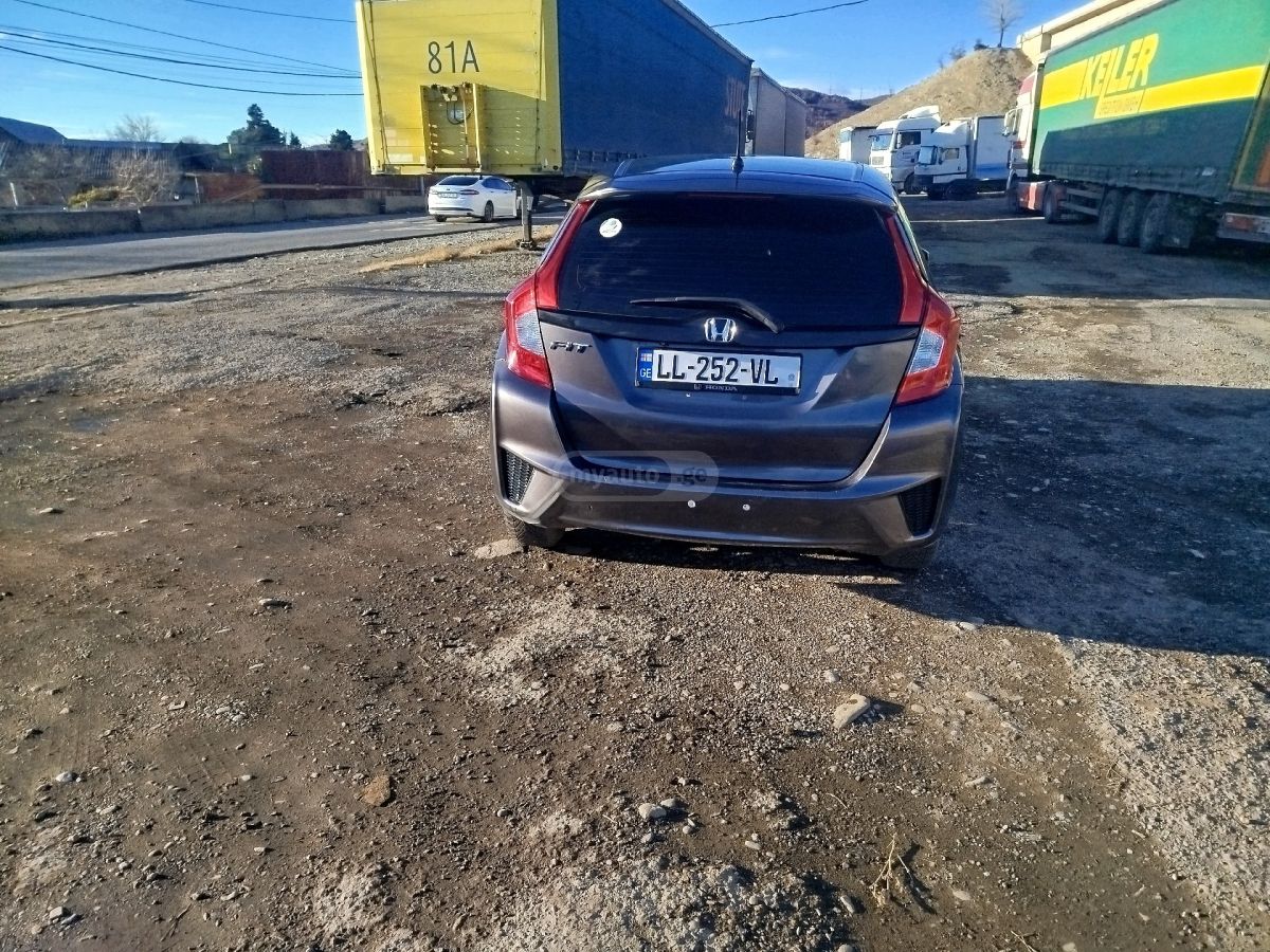 Honda Fit 2015 — photo 2