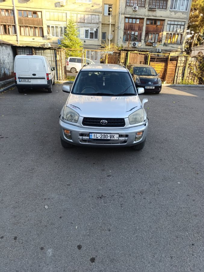 Toyota RAV4 2001 — photo 2