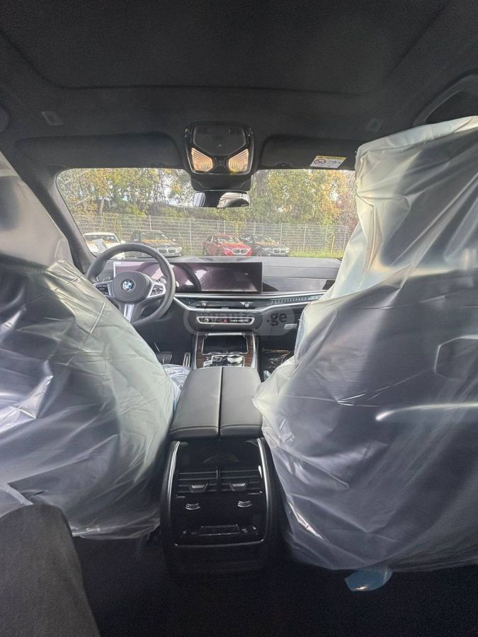 BMW X7 2025 — photo 2