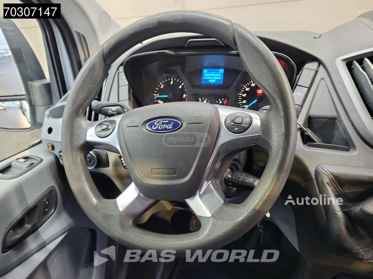 Ford Transit 2017 — photo 2