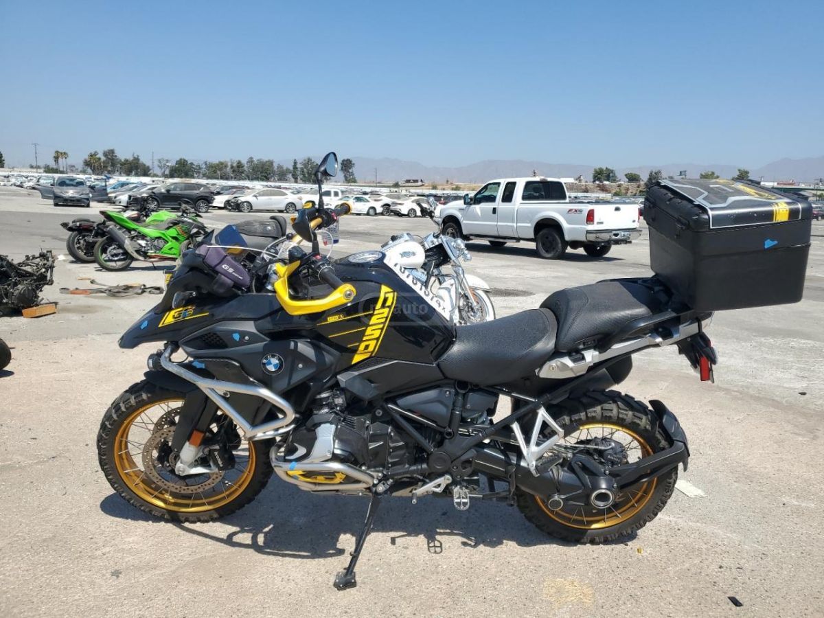 BMW R1250 2021 — photo 2