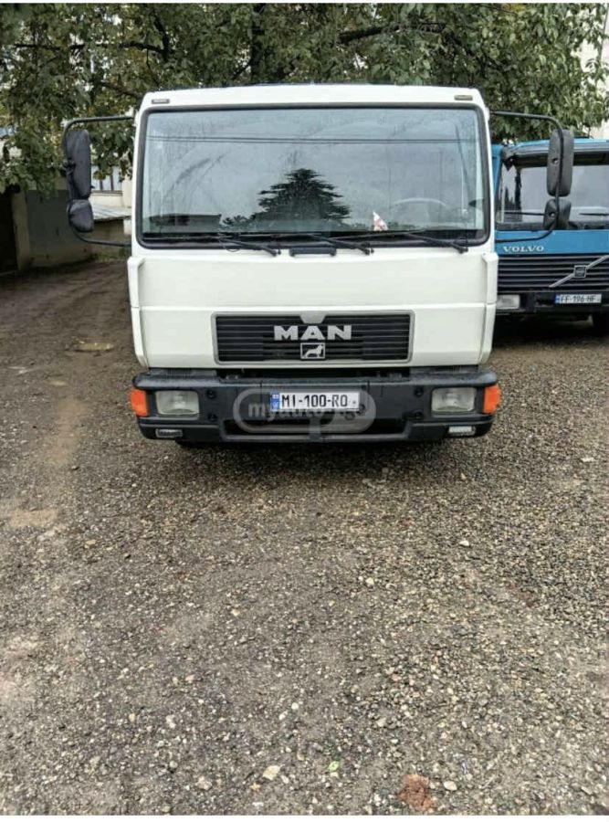 Isuzu L 2000 1995 — photo 2