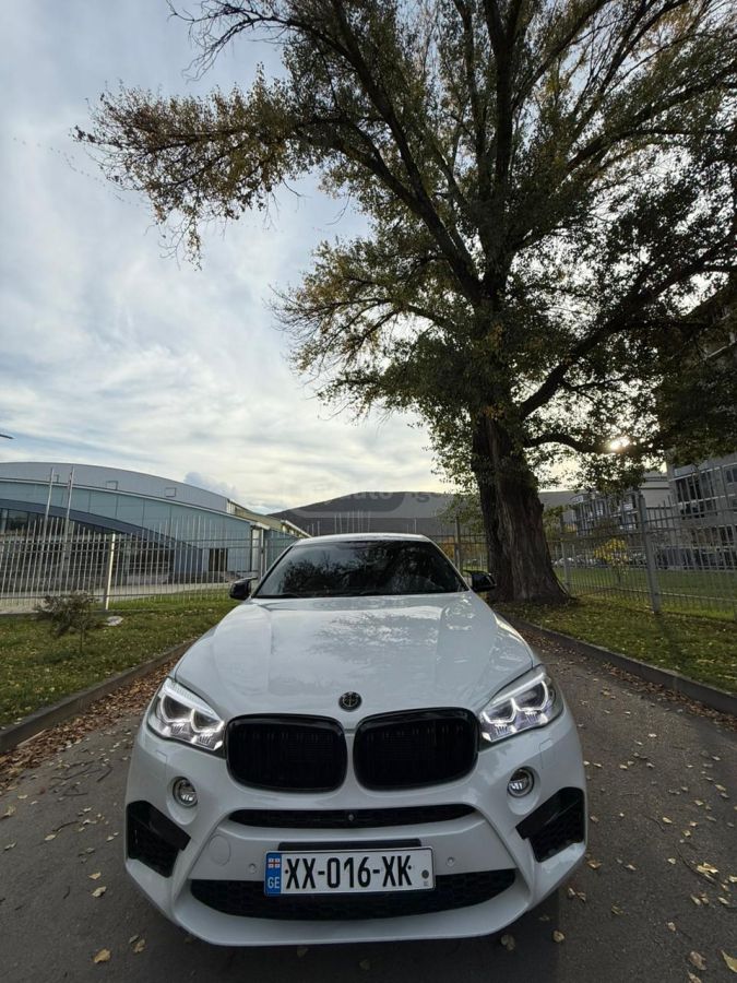 BMW X6 2016 — photo 2