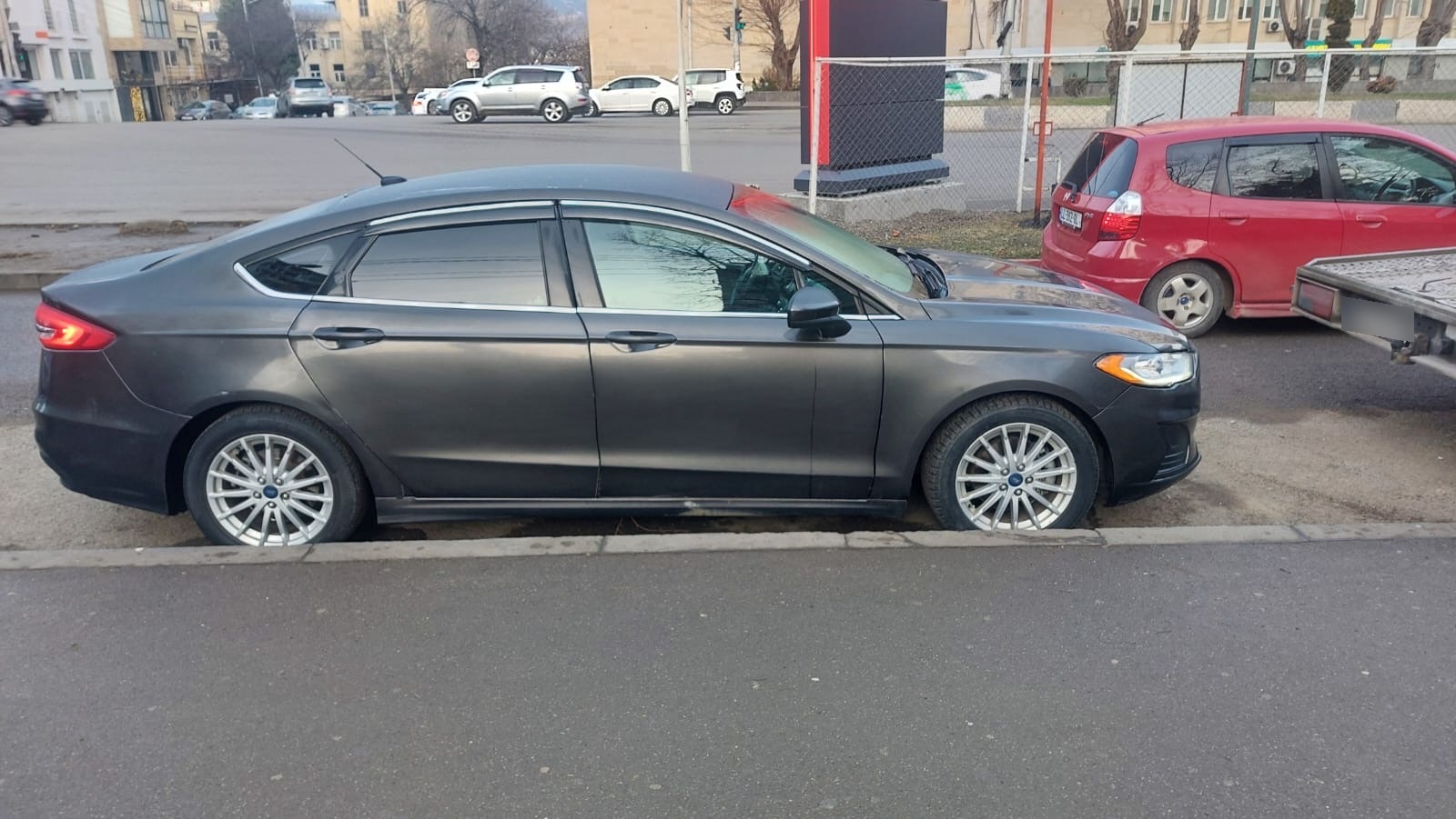 Ford Fusion 2019 — photo 2