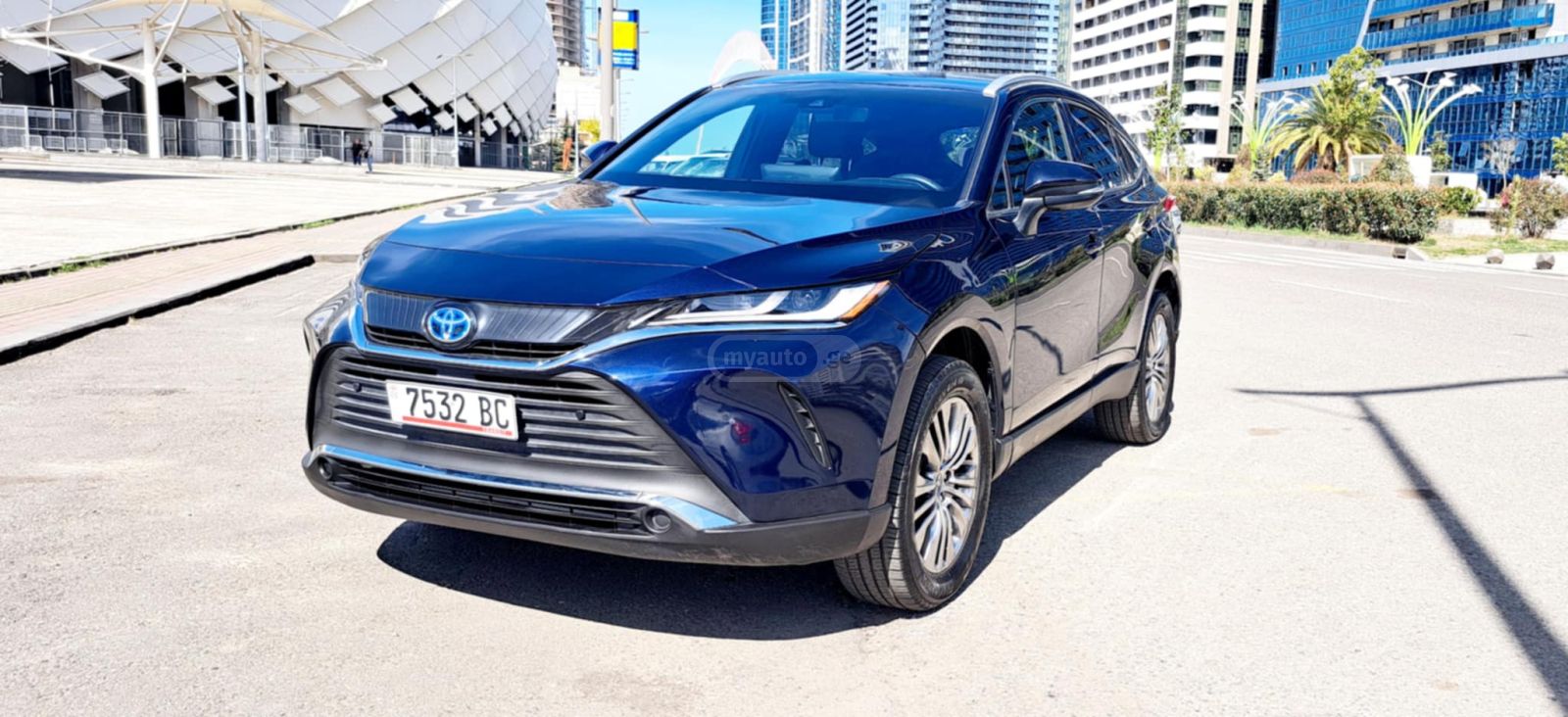 Toyota Venza 2022 — photo 2
