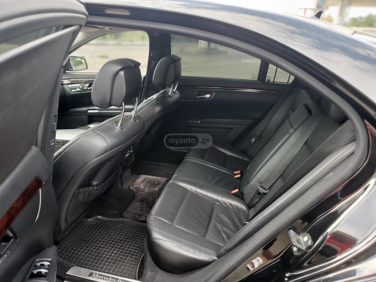 Mercedes-Benz S 550 2011 — photo 2