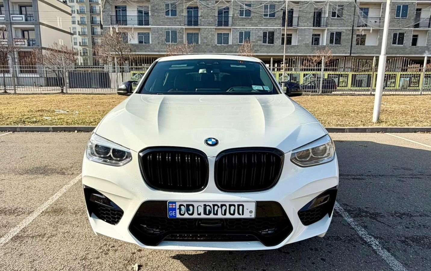 BMW X4 2019 — photo 2