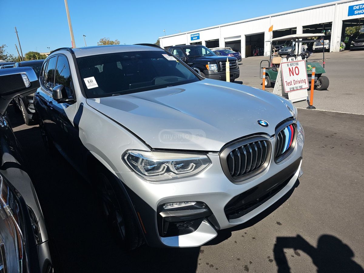 BMW X3 2018 — photo 2