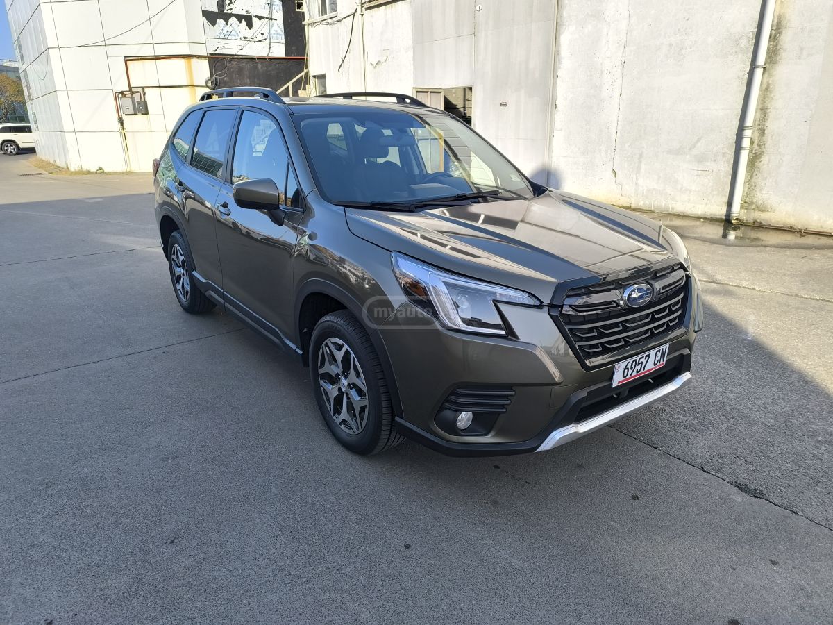 Subaru Forester 2022 — photo 2