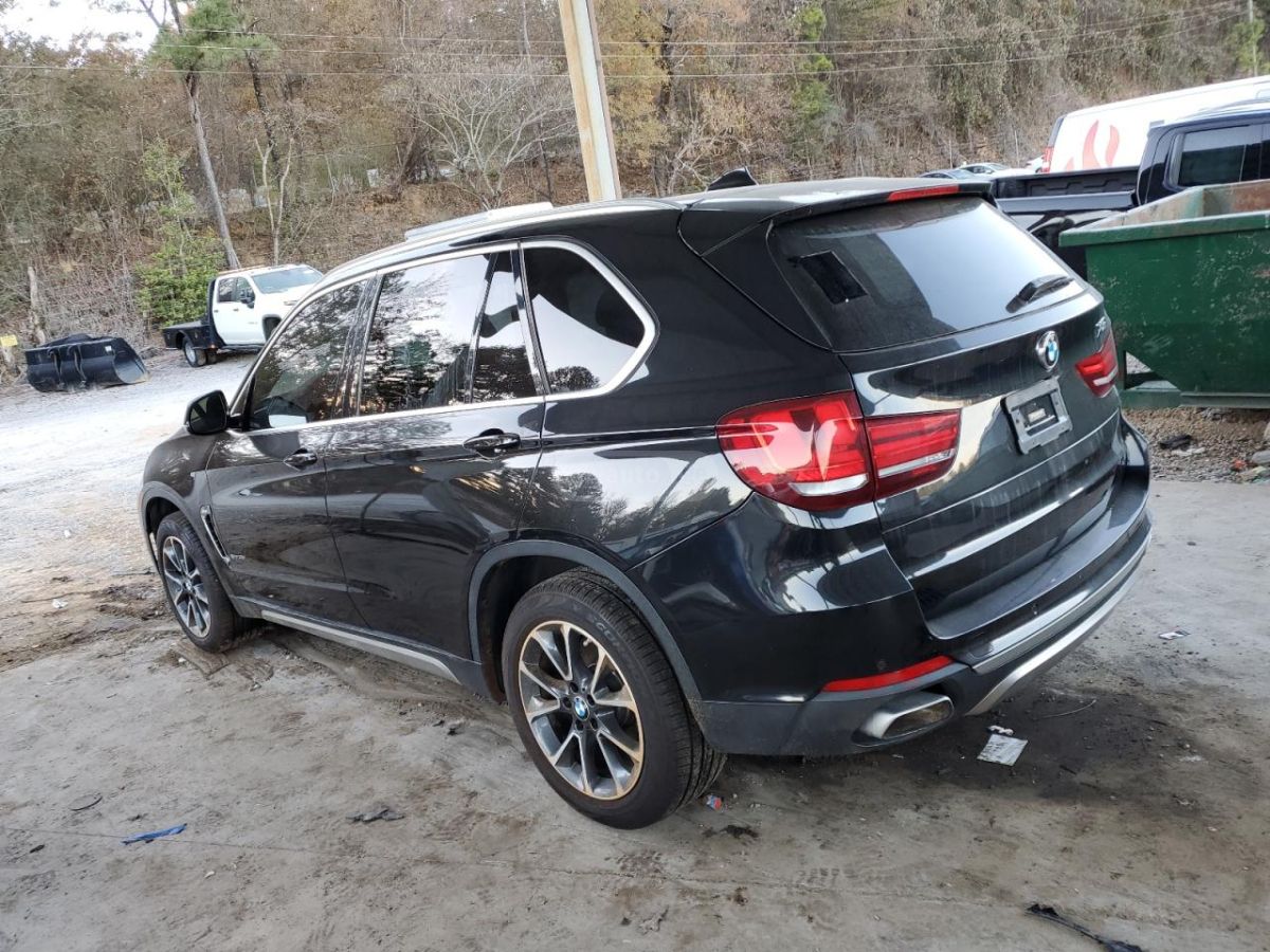 BMW X5 2018 — photo 2