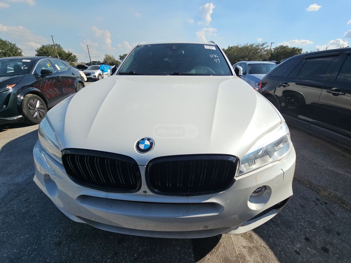 BMW X5 2016 — photo 2
