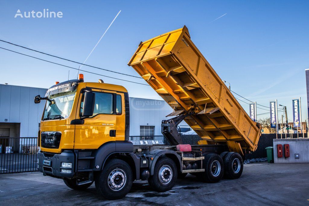 Isuzu TGS 2013 — photo 2