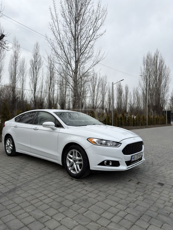 Ford Fusion 2014 — photo 2