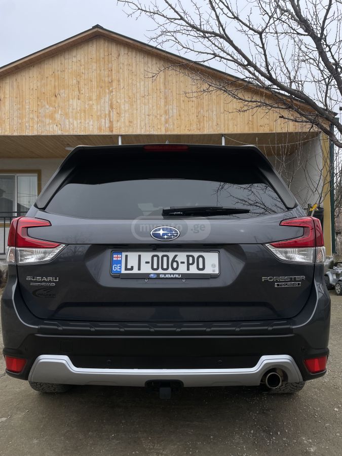 Subaru Forester 2020 — photo 2