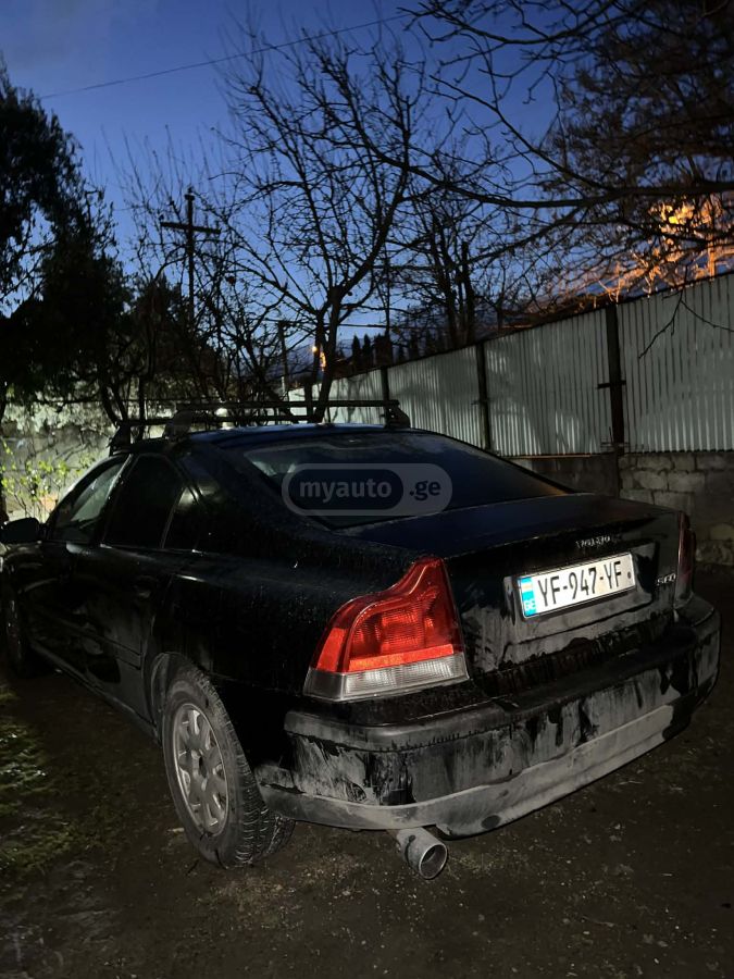 Volvo S60 2001 — photo 2