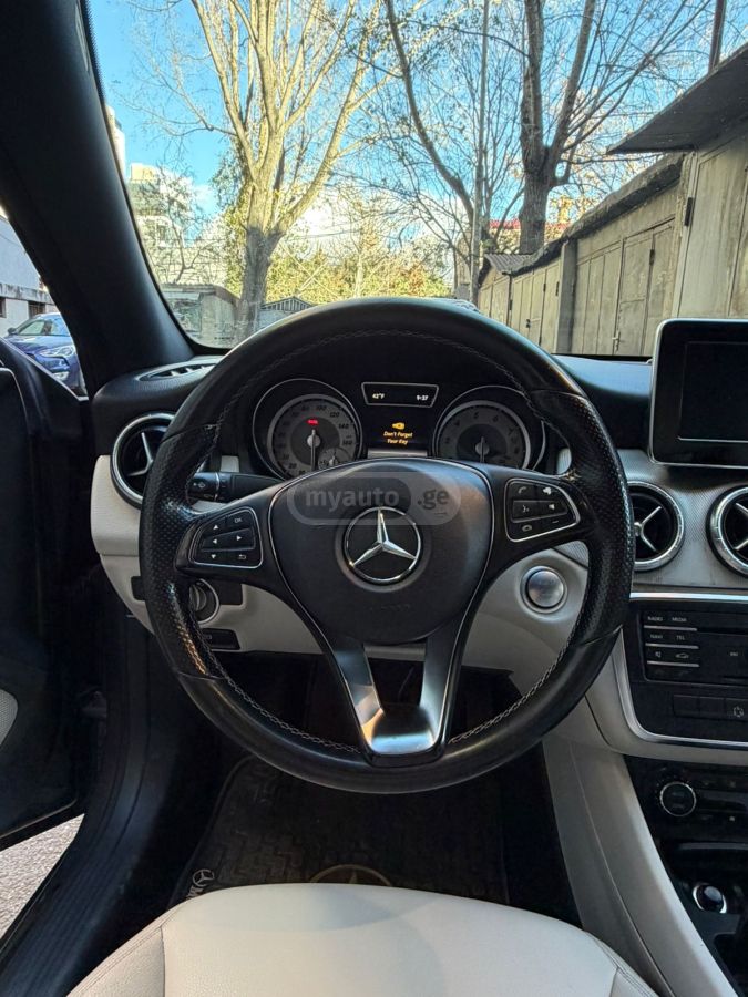 Mercedes-Benz CLA 250 2016 — photo 2