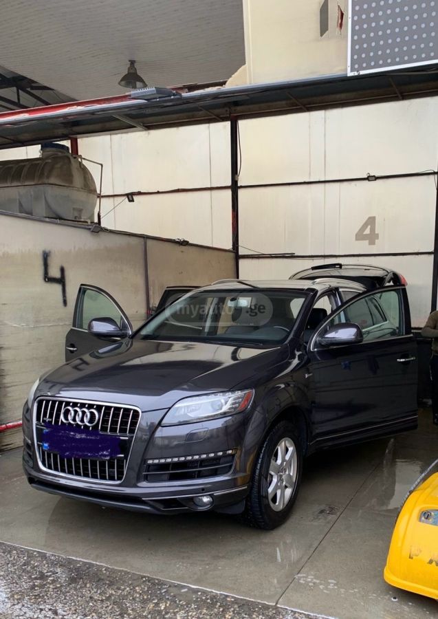 Audi Q7 2015 — photo 2
