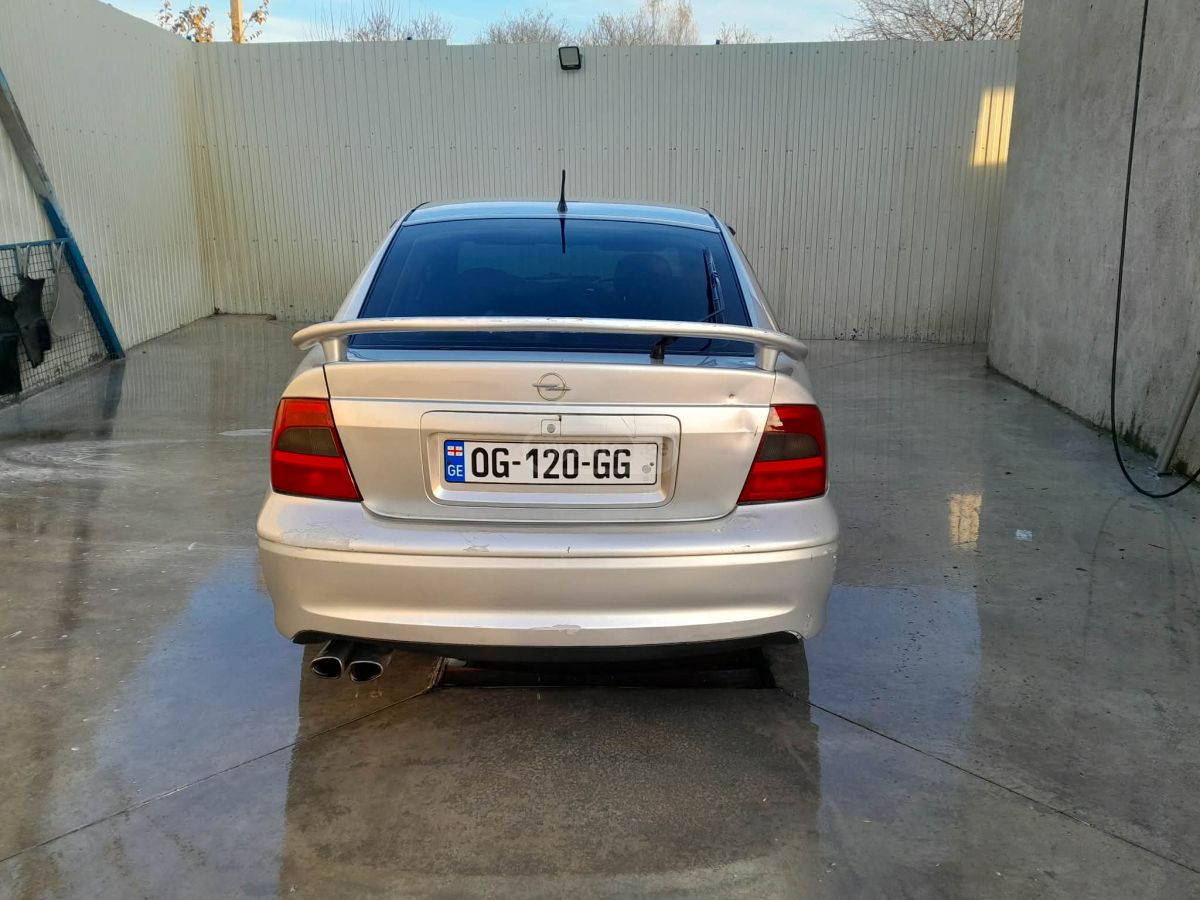 Opel Vectra 2000 — photo 2