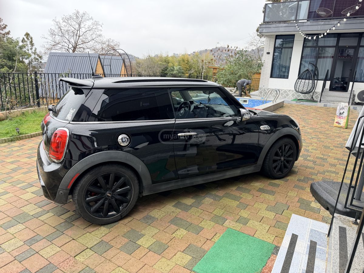 Mini Cooper 2015 — photo 2