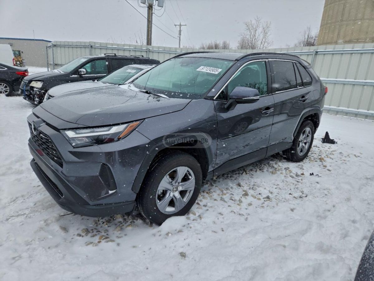 Toyota RAV4 2022 — photo 2