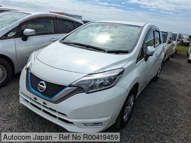 Nissan Note 2017 — photo 2