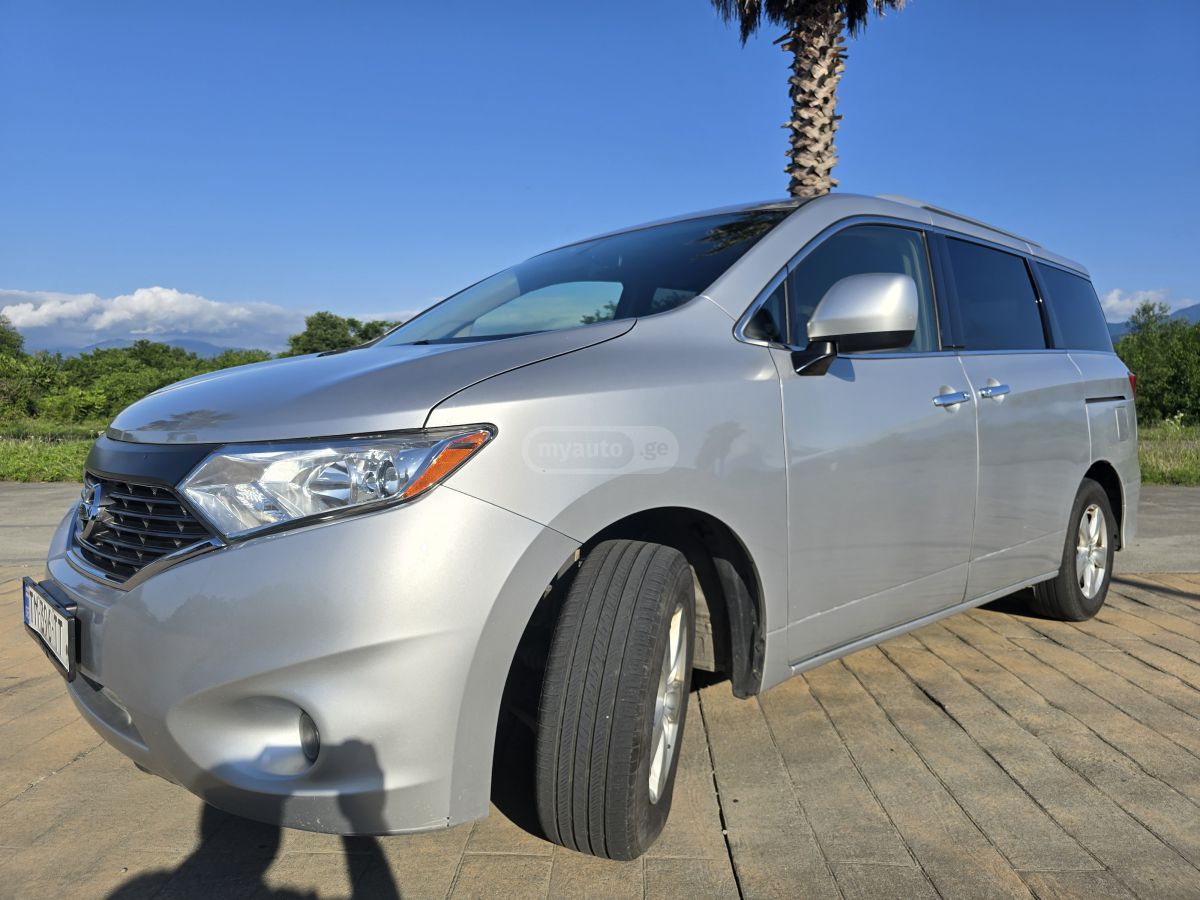 Nissan Quest 2017 — photo 2