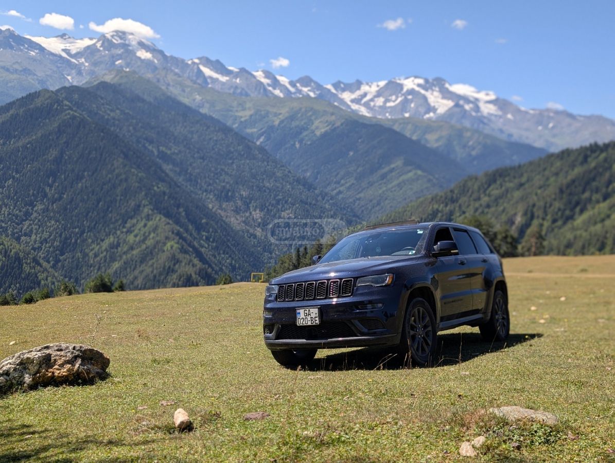 Jeep Grand Cherokee 2017 — photo 2