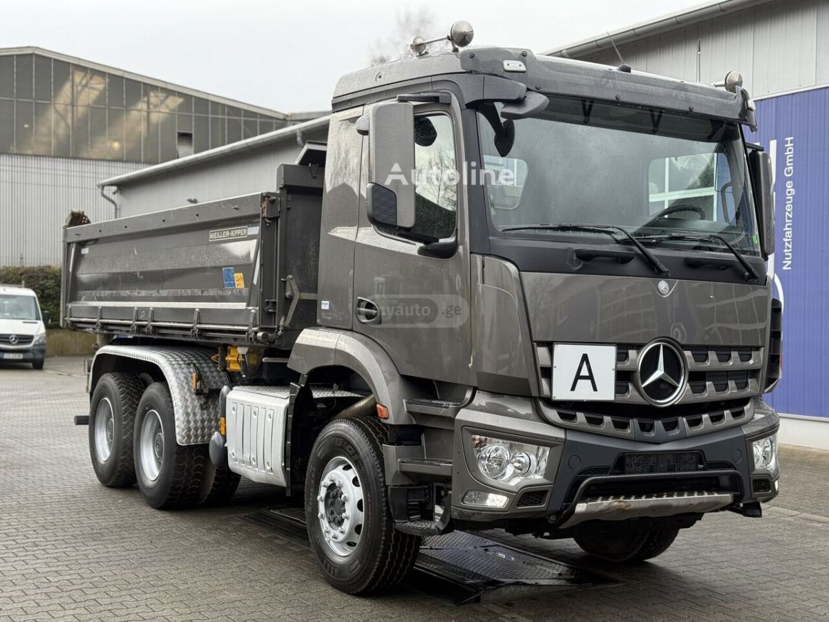 Mercedes-Benz Arocs 2018 — photo 2