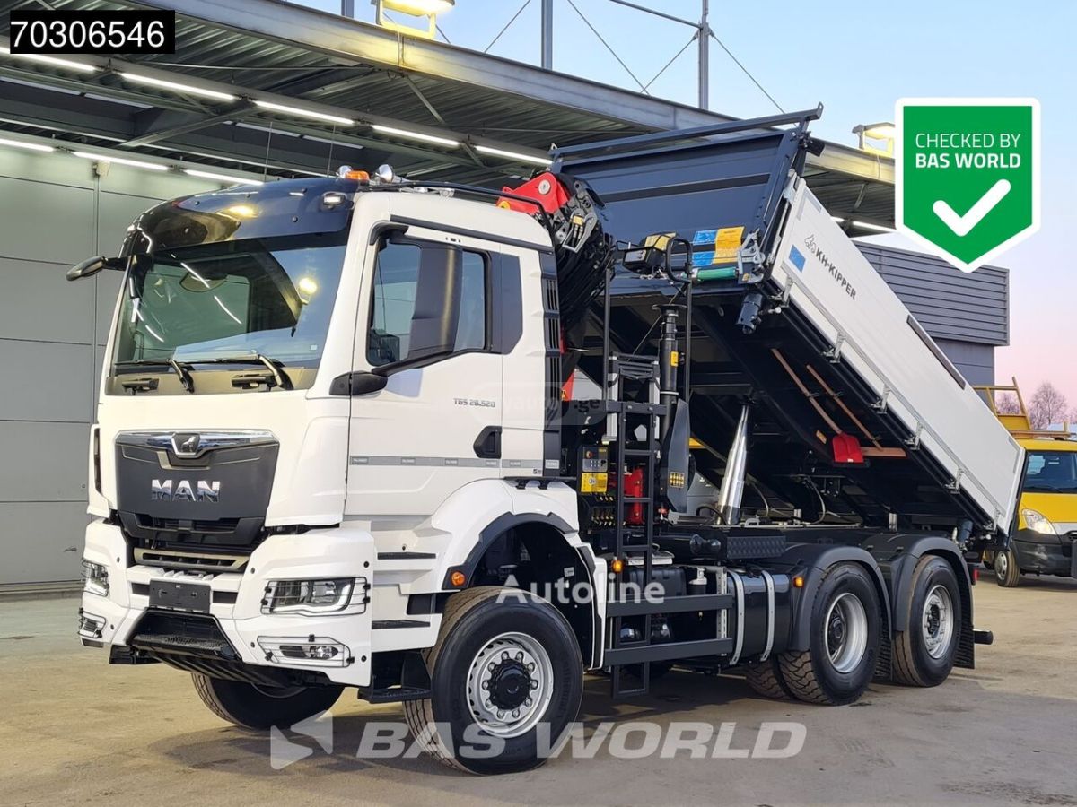Isuzu TGS