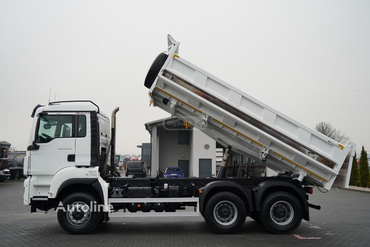 Isuzu TGS 2017 — photo 2