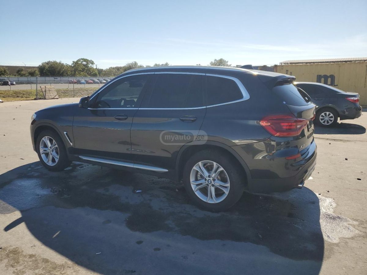 BMW X3 2019 — photo 2