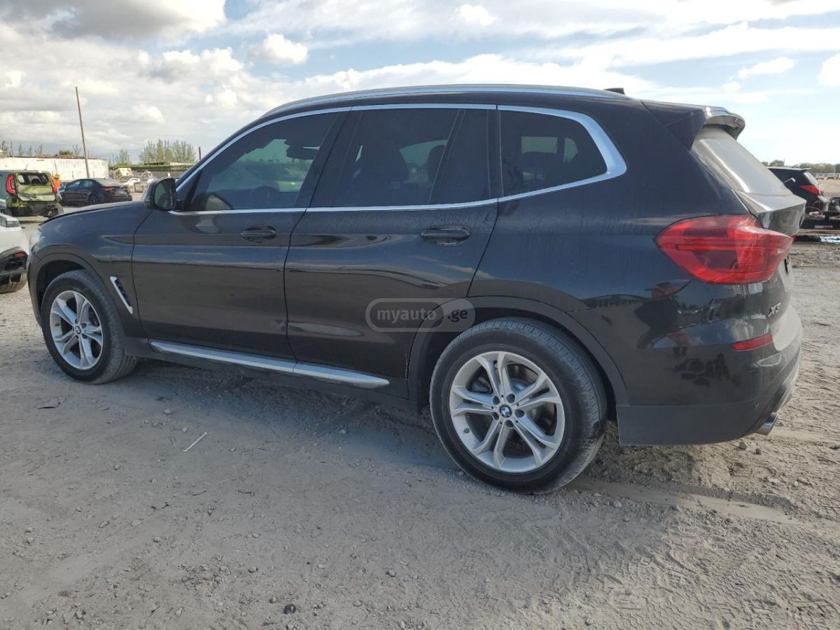 BMW X3 2019 — photo 2