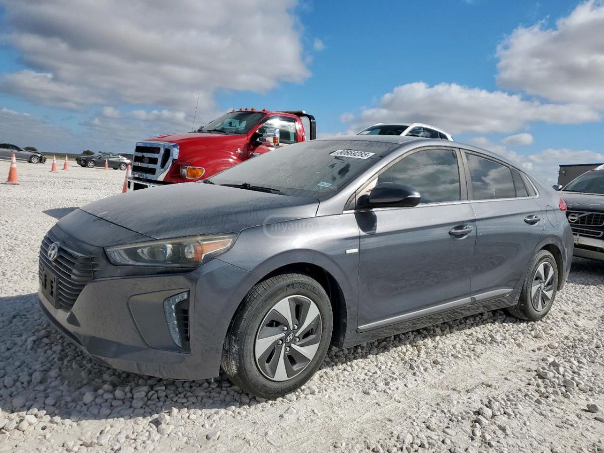 Hyundai Ioniq