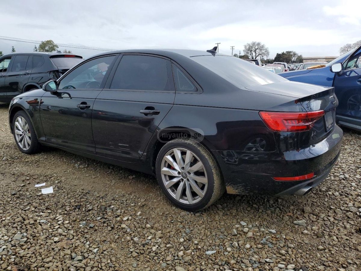 Audi A4 2017 — photo 2