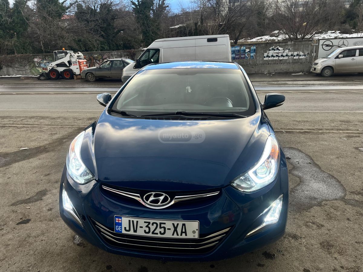 Hyundai Elantra