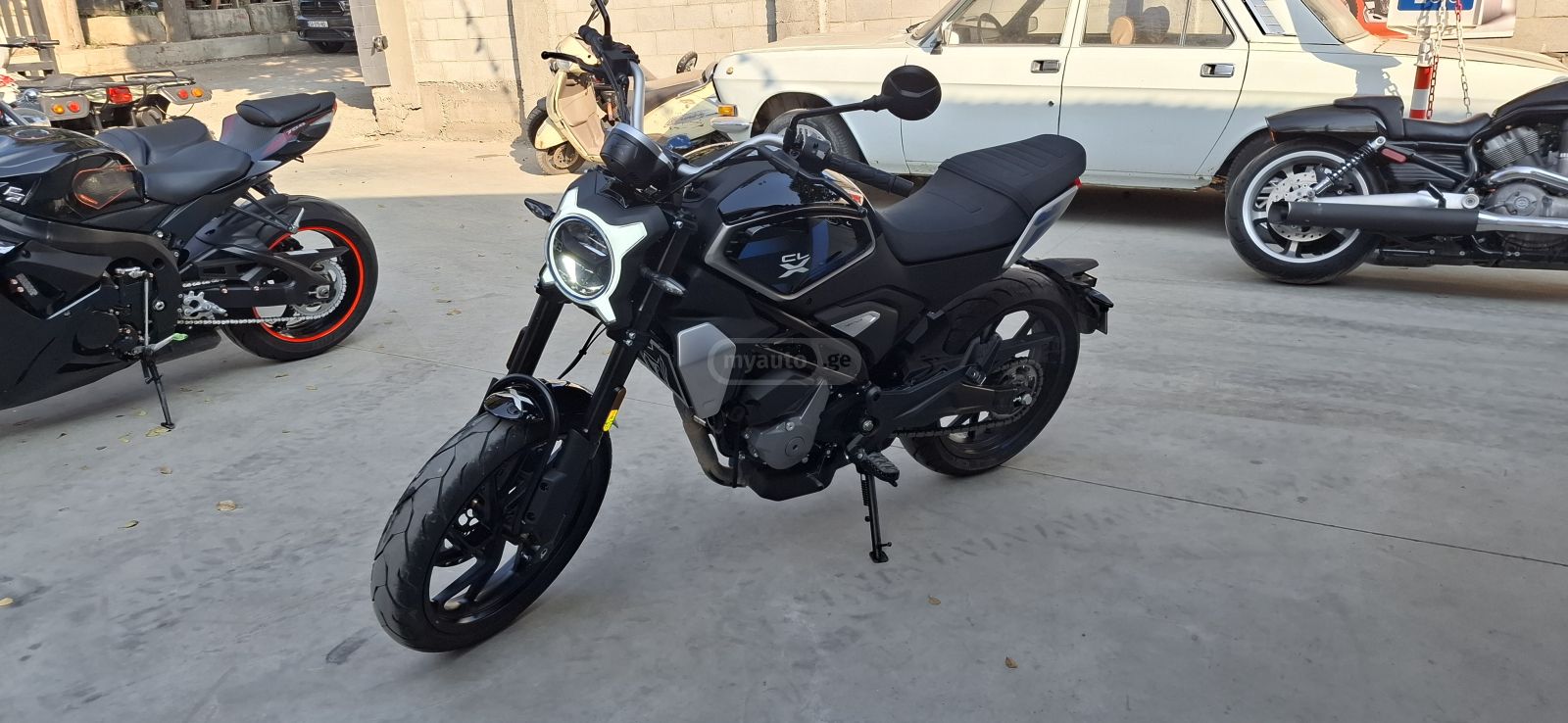 Cfmoto 300NK