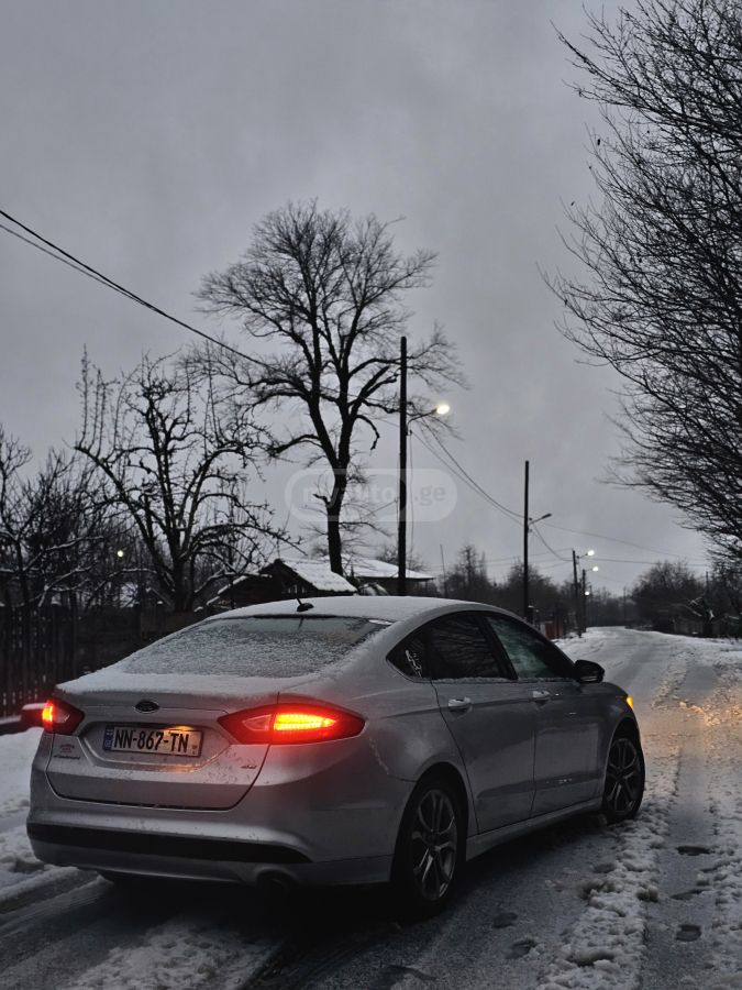 Ford Fusion 2014 — photo 2